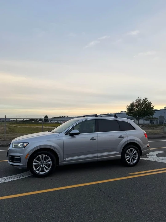 2017 Audi 4M Q7 - Image 2 of 16