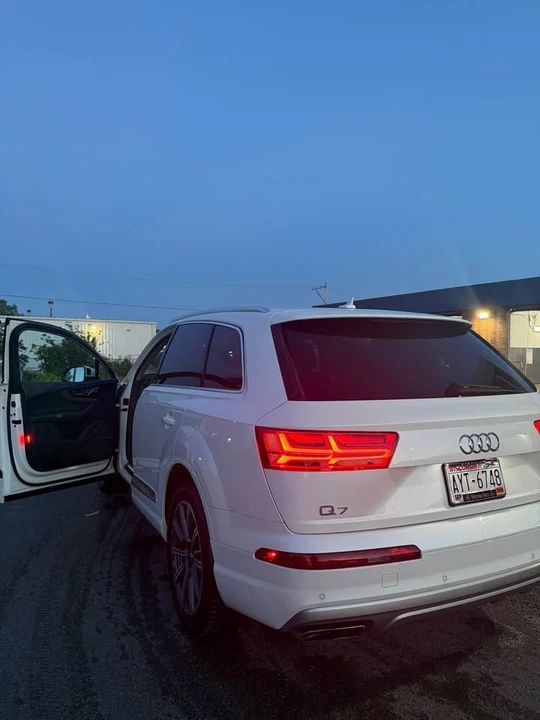 2017 Audi 4M Q7 - Image 8 of 8
