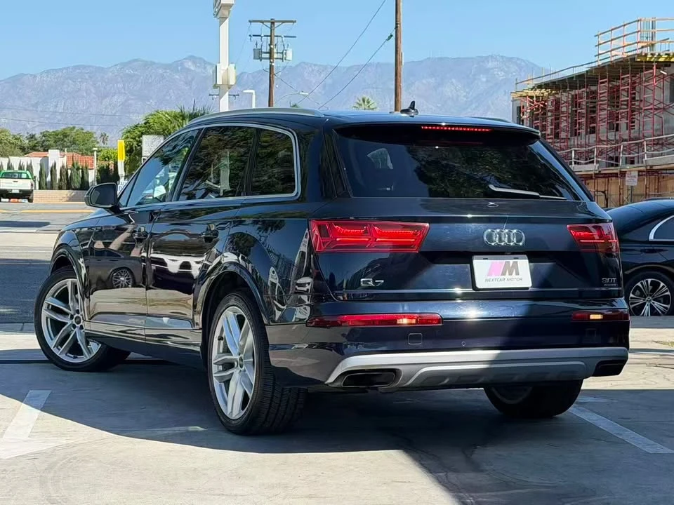 2017 Audi 4M Q7 - Image 4 of 16