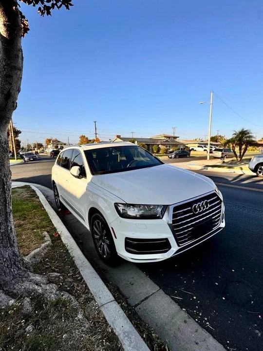 2017 Audi 4M Q7 - Image 3 of 10