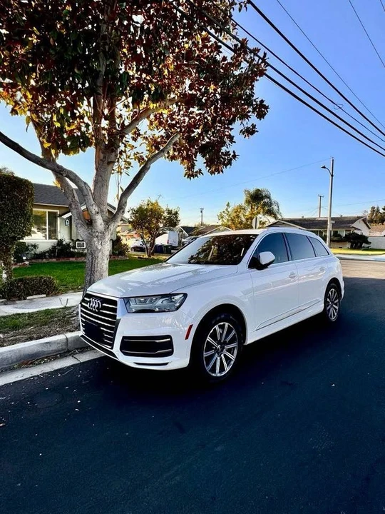 2017 Audi 4M Q7 - Image 2 of 10