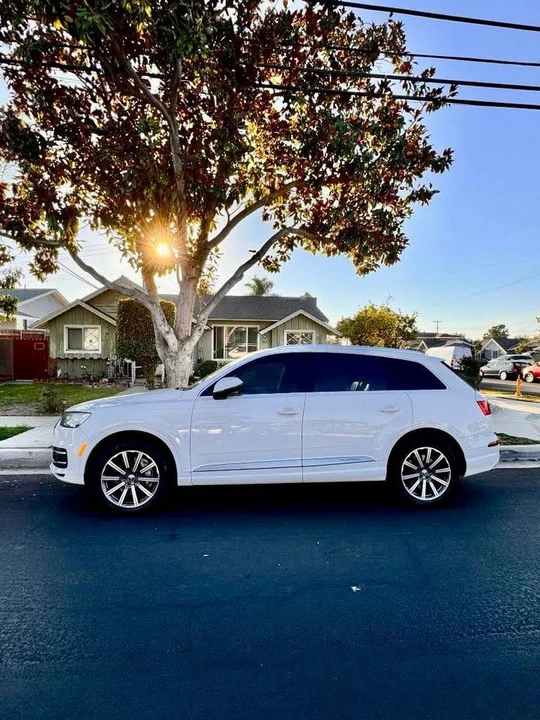 2017 Audi 4M Q7 - Image 5 of 10