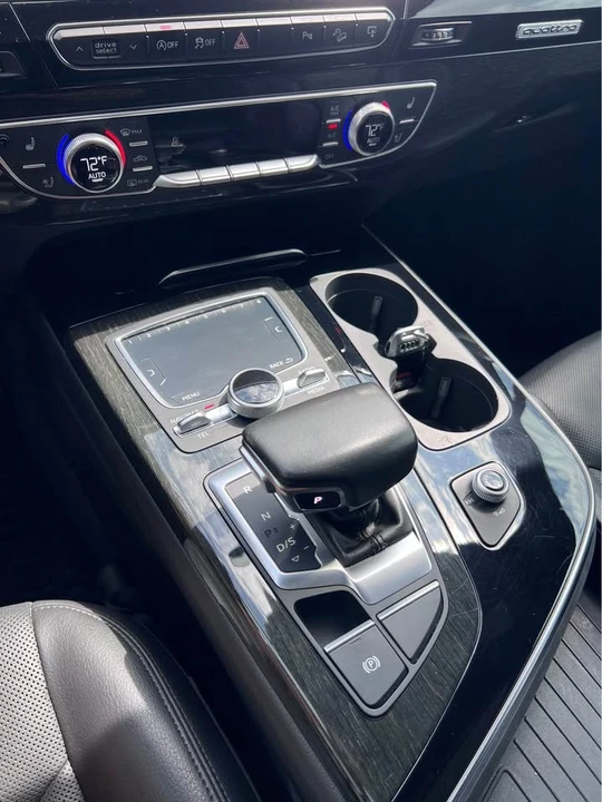 2017 Audi 4M Q7 - Image 12 of 20