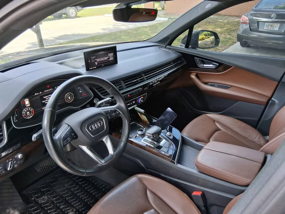 2017 Audi 4M Q7 - Image 9 of 10