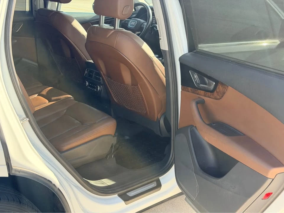 2017 Audi 4M Q7 - Image 11 of 20