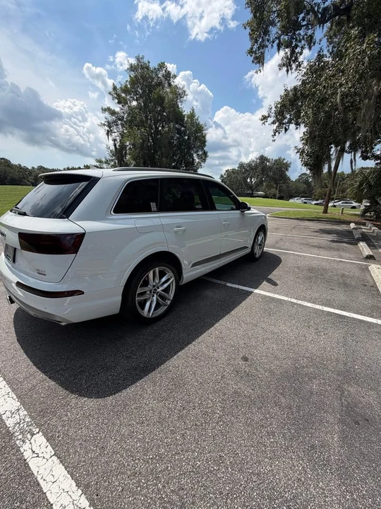2017 Audi 4M Q7 - Image 2 of 15