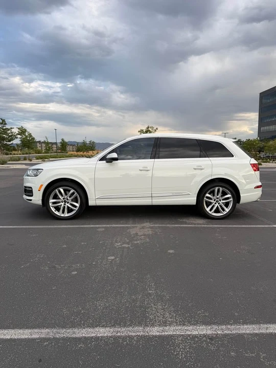 2017 Audi 4M Q7 - Image 2 of 20