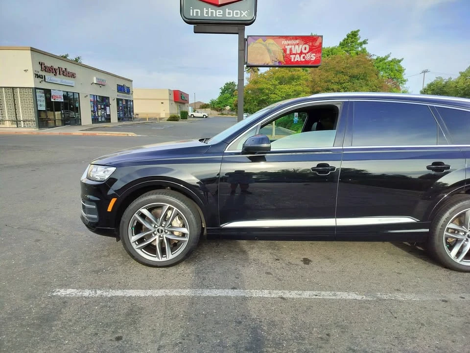 2017 Audi 4M Q7 - Image 10 of 20