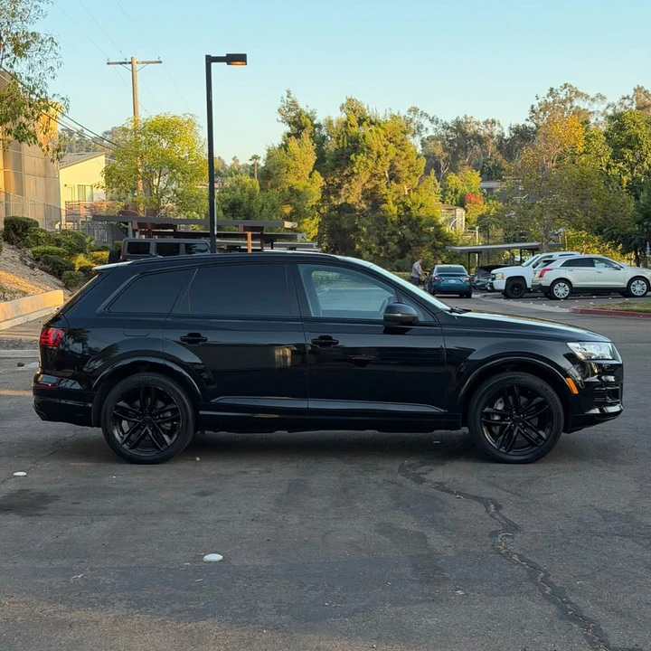 2017 Audi 4M Q7 - Image 4 of 20