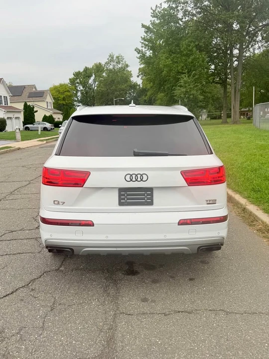 2017 Audi 4M Q7 - Image 5 of 20