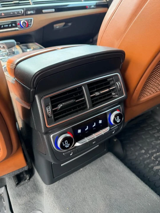 2017 Audi 4M Q7 - Image 8 of 9