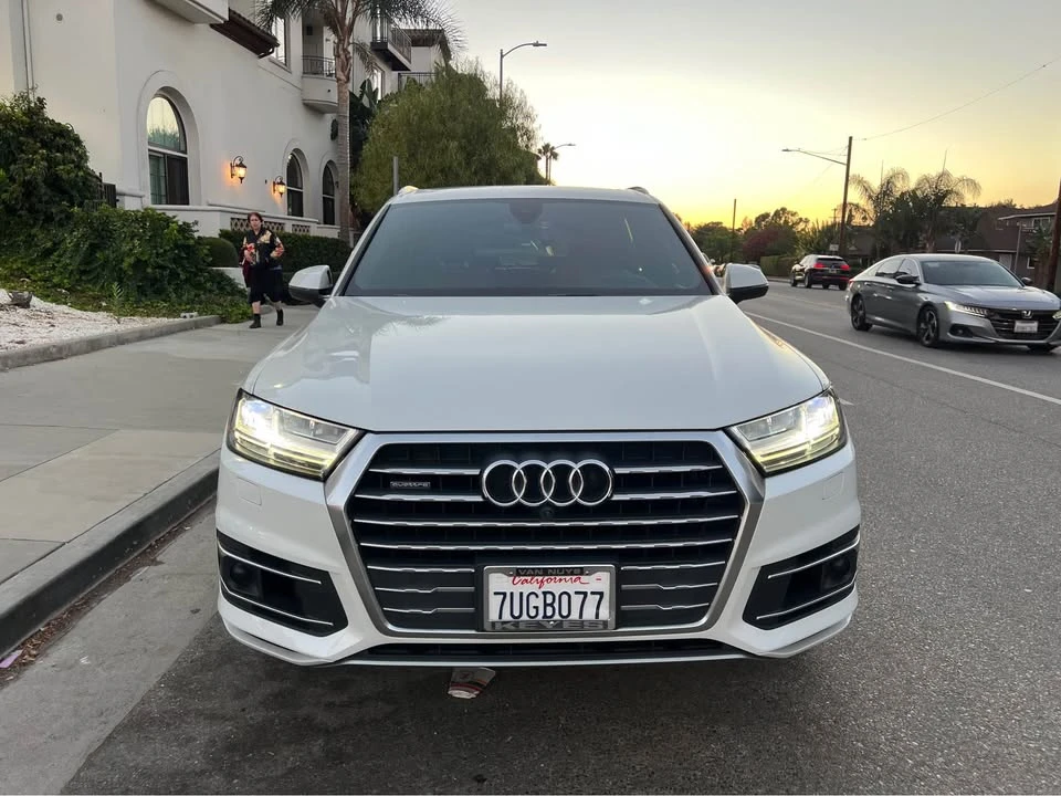 2017 Audi 4M Q7 - Image 2 of 20