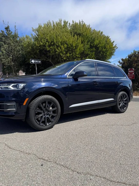 2017 Audi 4M Q7 - Image 2 of 8
