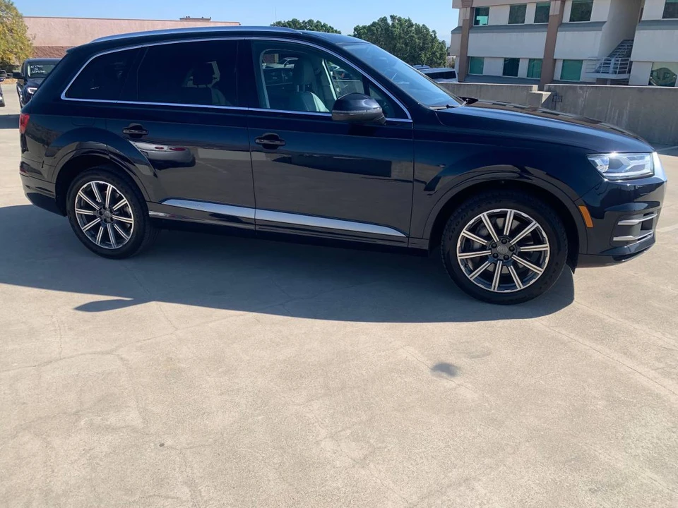 2017 Audi 4M Q7 - Image 4 of 19