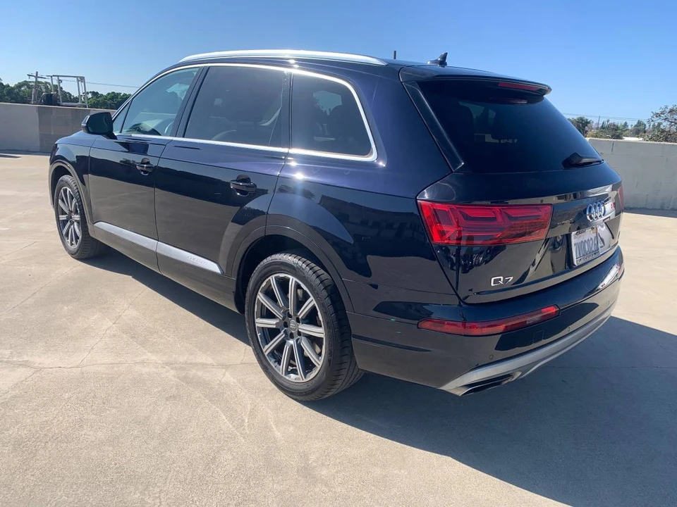 2017 Audi 4M Q7 - Image 8 of 19