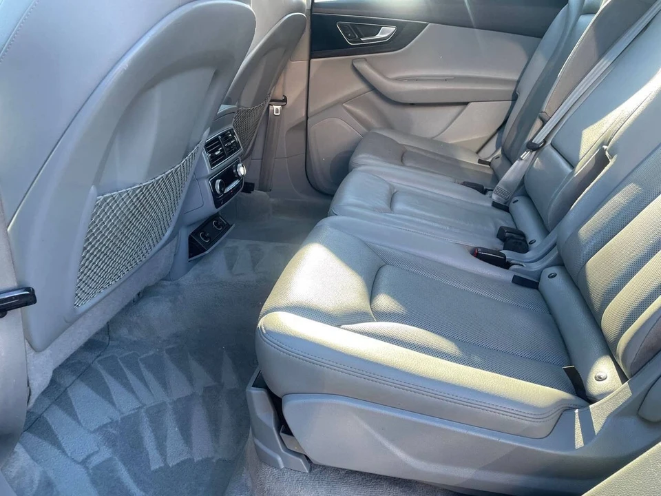 2017 Audi 4M Q7 - Image 9 of 17