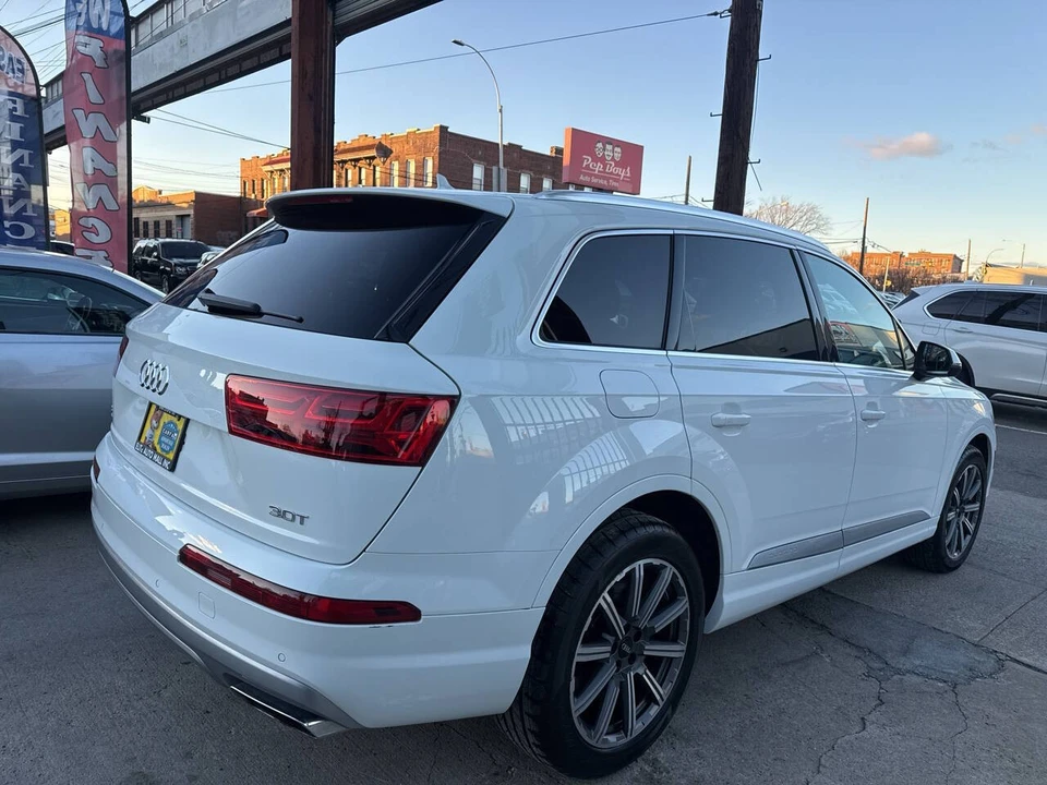 2017 Audi 4M Q7 - Image 7 of 21