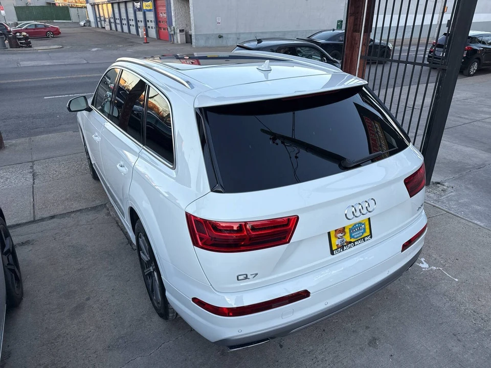 2017 Audi 4M Q7 - Image 10 of 21