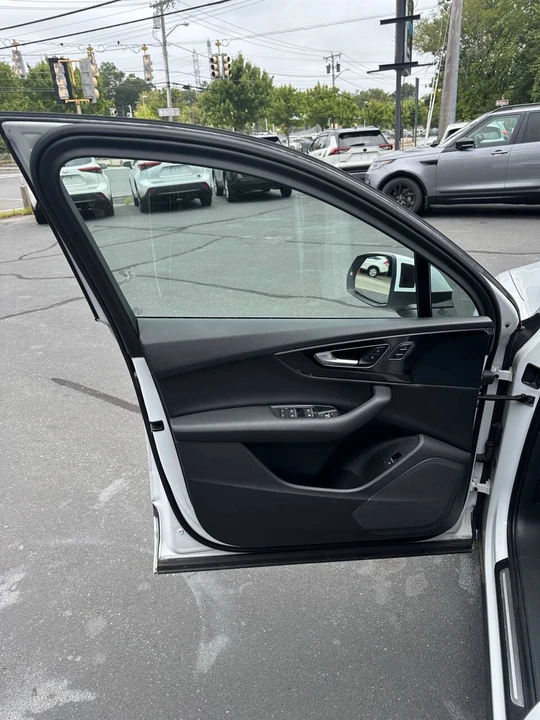 2017 Audi 4M Q7 - Image 14 of 21