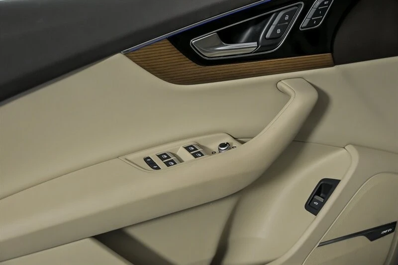 2017 Audi 4M Q7 - Image 14 of 21