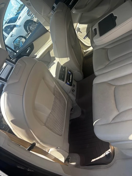 2017 Audi 4M Q7 - Image 6 of 20