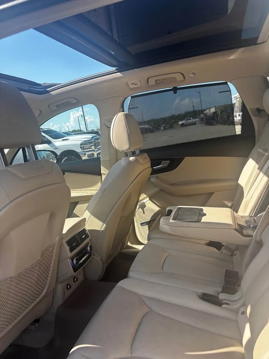 2017 Audi 4M Q7 - Image 4 of 20