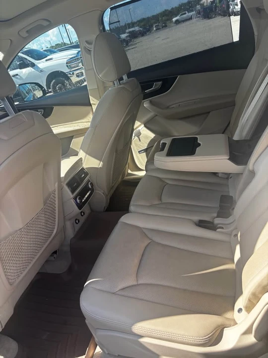 2017 Audi 4M Q7 - Image 7 of 20