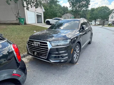 2017 Audi Q7 45 TFSI SE Premium Plus Sport Utility 4D