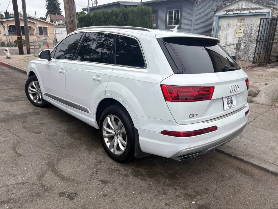 2017 Audi 4M Q7 - Image 5 of 8