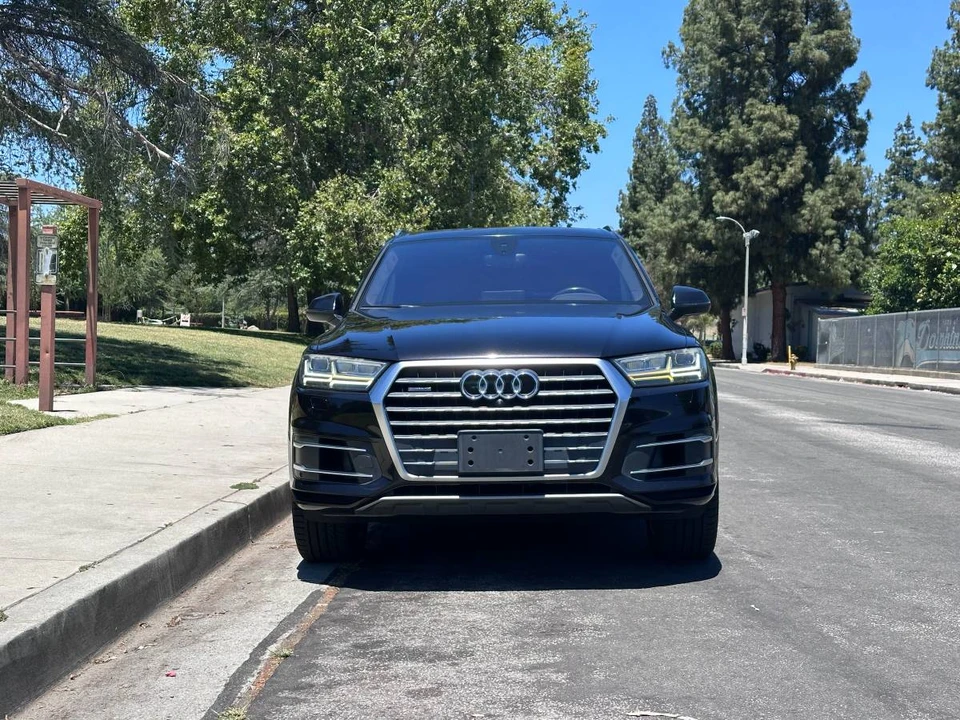 2017 Audi 4M Q7 - Image 2 of 14