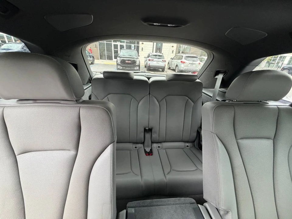 2017 Audi 4M Q7 - Image 8 of 10
