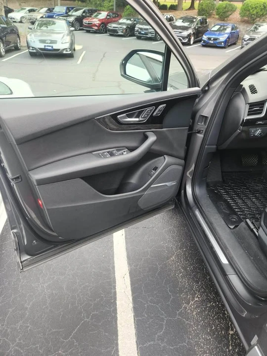 2017 Audi 4M Q7 - Image 7 of 13