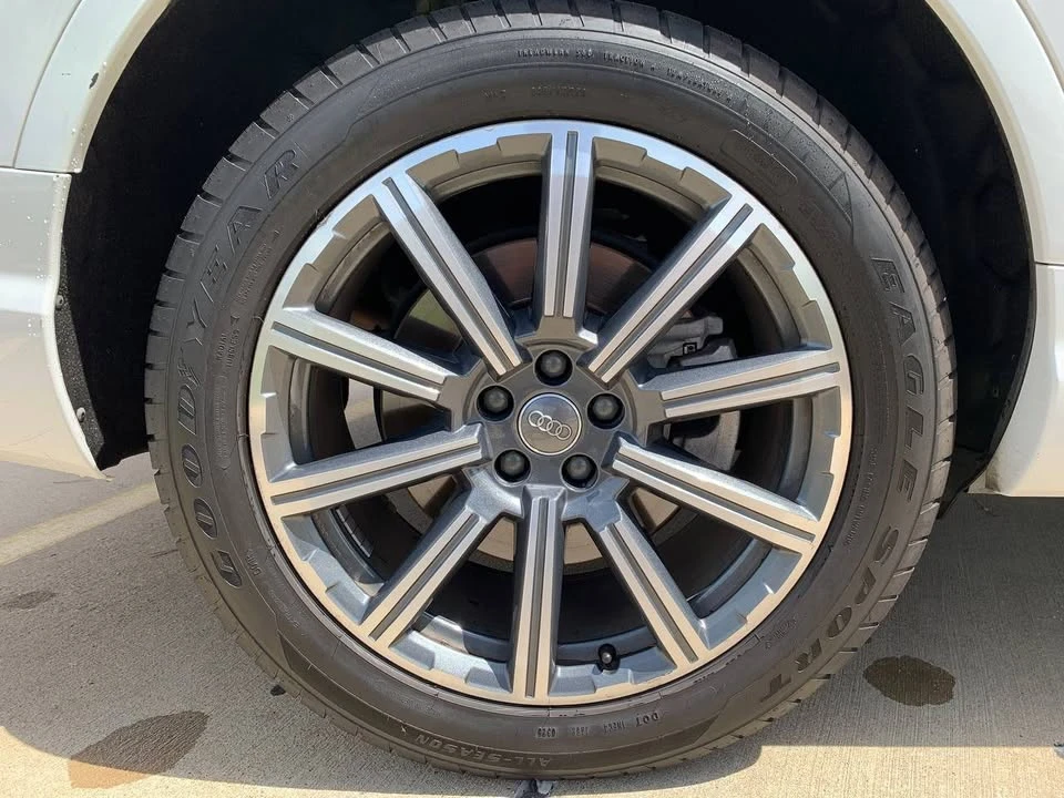 2017 Audi 4M Q7 - Image 19 of 20