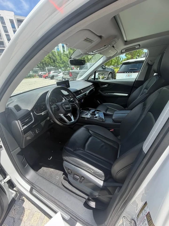 2017 Audi 4M Q7 - Image 8 of 14