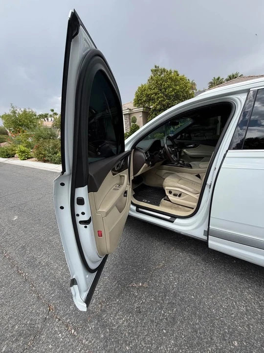 2017 Audi 4M Q7 - Image 2 of 17