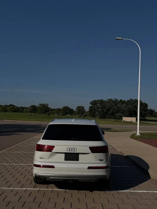 2017 Audi 4M Q7 - Image 10 of 20
