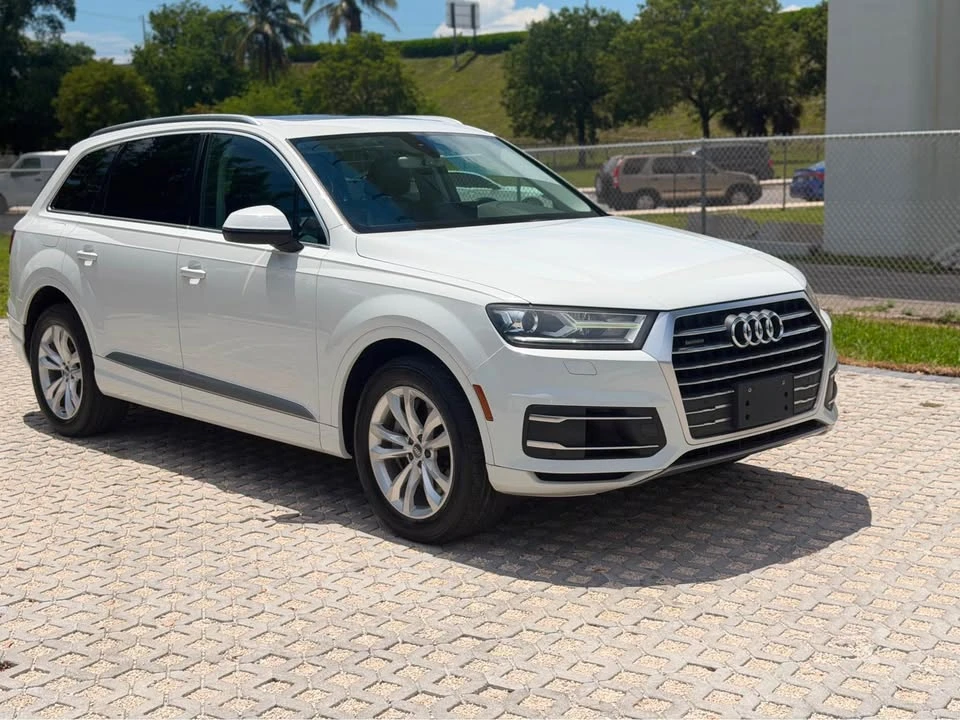 2017 Audi 4M Q7 - Image 2 of 16