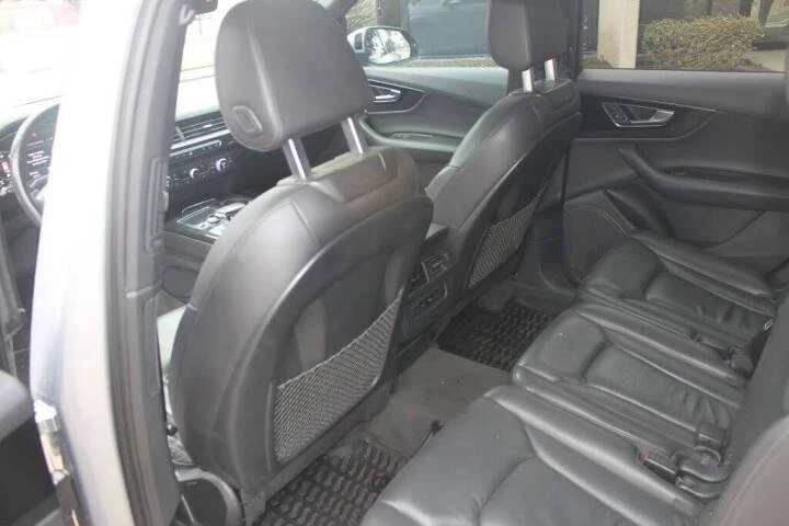 2017 Audi 4M Q7 - Image 9 of 16