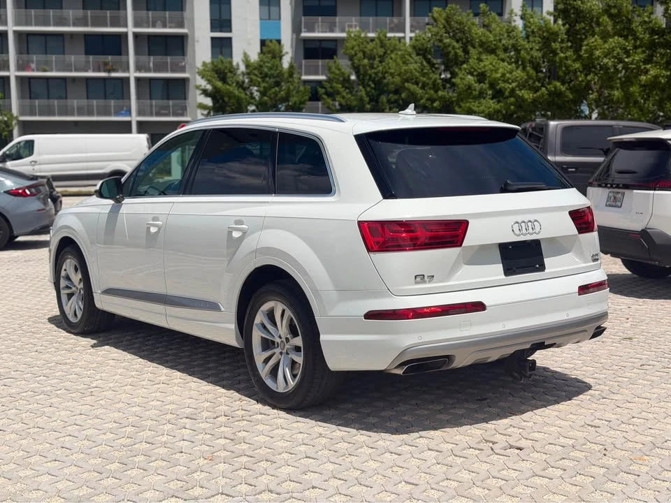 2017 Audi 4M Q7 - Image 5 of 16