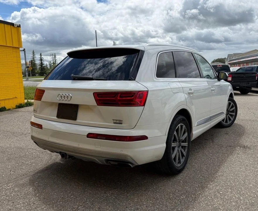 2017 Audi 4M Q7 - Image 5 of 16
