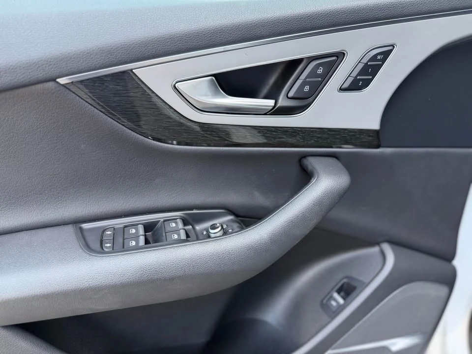2017 Audi 4M Q7 - Image 9 of 18