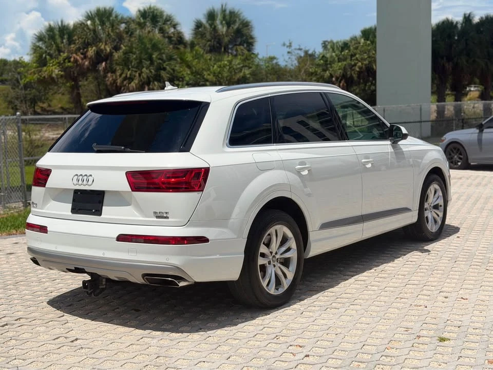 2017 Audi 4M Q7 - Image 4 of 16