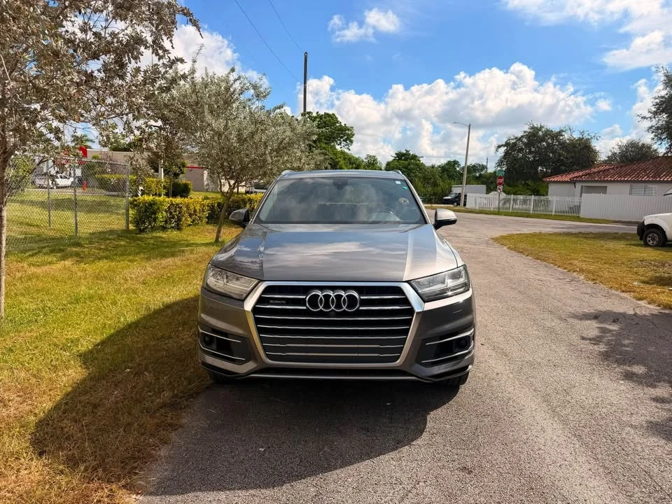 2017 Audi 4M Q7 - Image 2 of 10