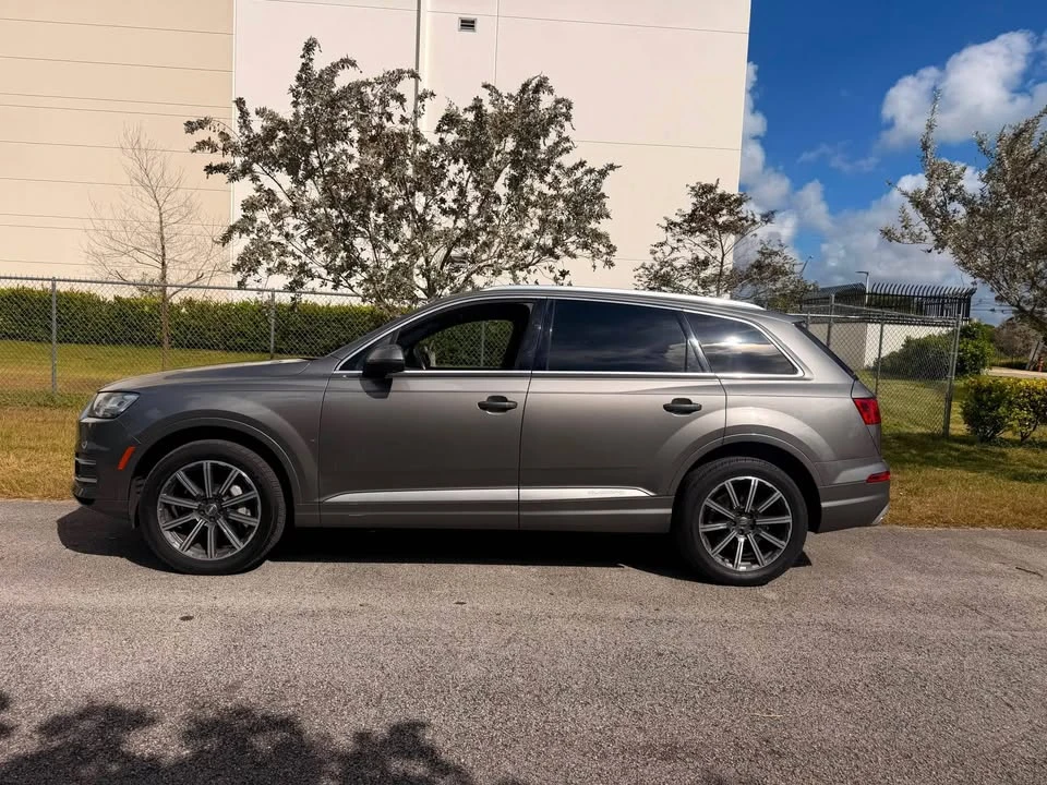 2017 Audi 4M Q7 - Image 5 of 10