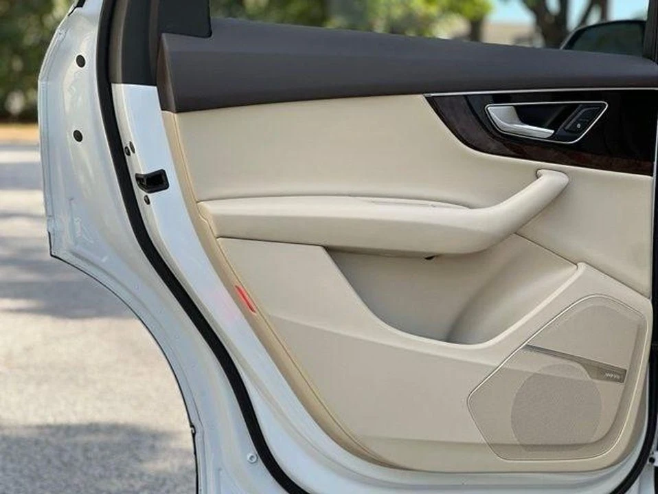 2017 Audi 4M Q7 - Image 14 of 20