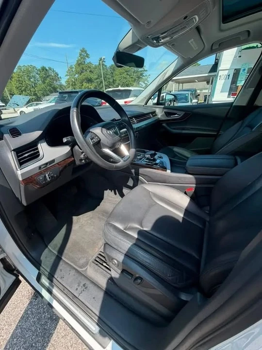 2017 Audi 4M Q7 - Image 9 of 15