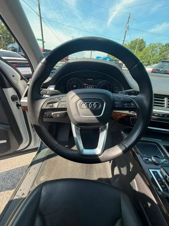 2017 Audi 4M Q7 - Image 10 of 15