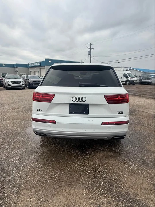 2017 Audi 4M Q7 - Image 2 of 10