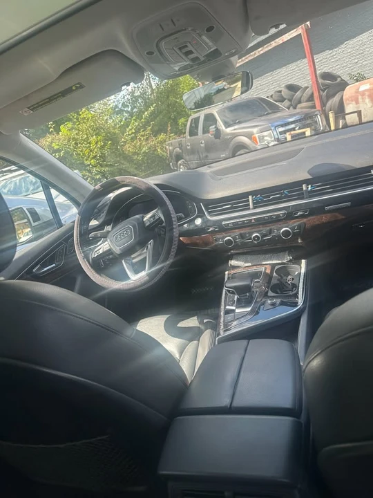 2017 Audi 4M Q7 - Image 2 of 6
