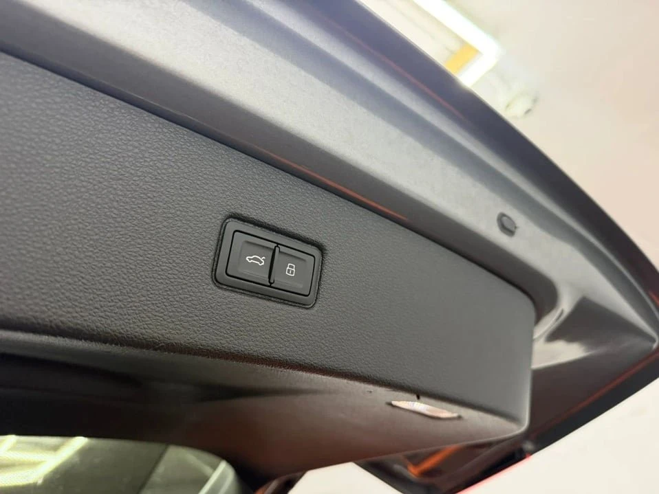 2017 Audi 4M Q7 - Image 12 of 20